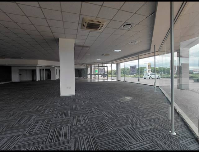 576M² RETAIL TO LET IN BRYANSTON